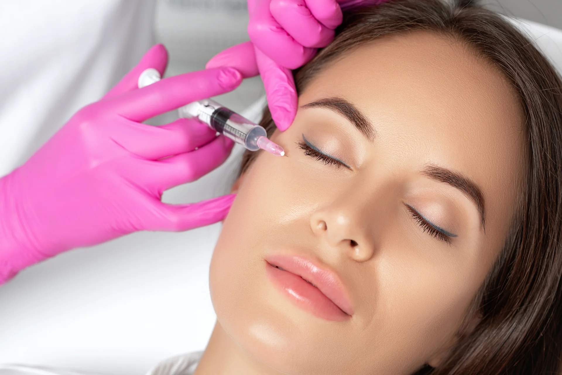 Dermal filler for cheeks and jawline